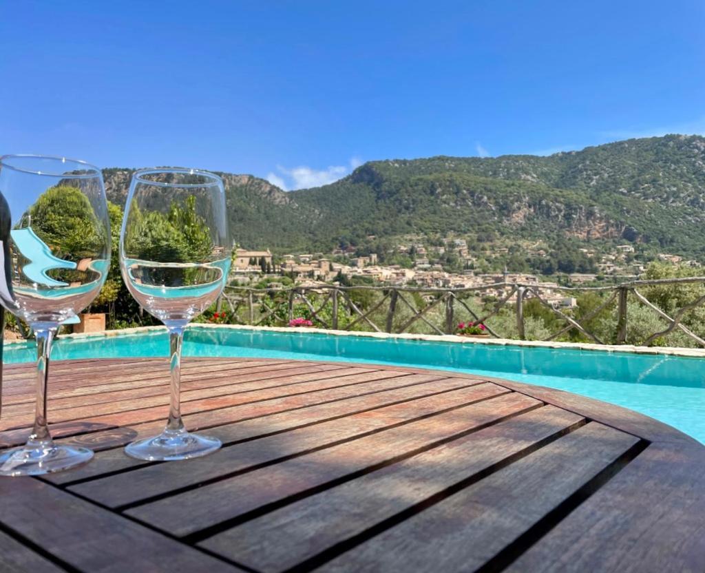 Fabulous Rustic Villa Set On Mountain With Unique Views Valldemossa  Exterior foto