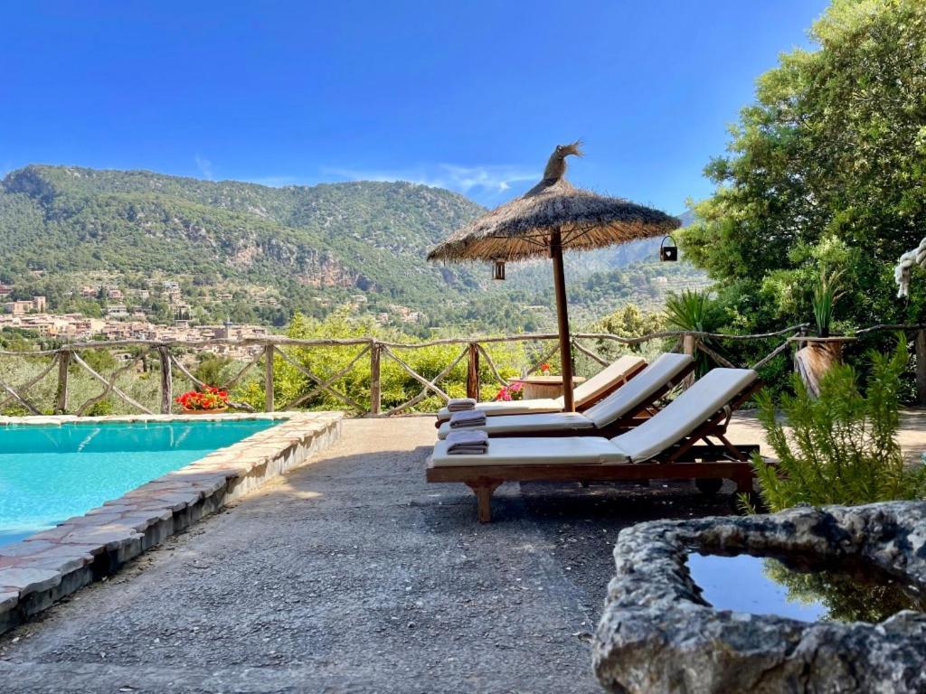 Fabulous Rustic Villa Set On Mountain With Unique Views Valldemossa  Exterior foto